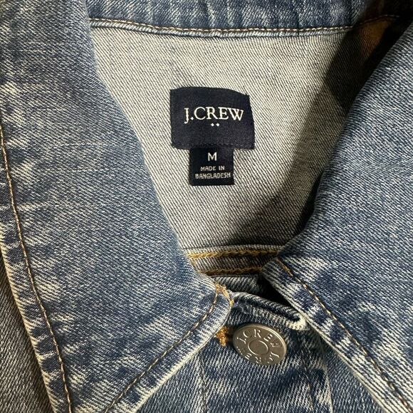 J. Crew Factory Distressed Denim Trucker Jacket Size Medium - Picture 9 of 9